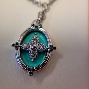 Ring bomb arty Bella Amore necklace